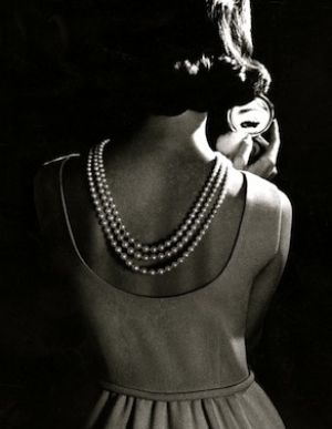 Beautiful pearl jewelry - vintage-dish-pearls-grace kelly-vintage pearls.jpg